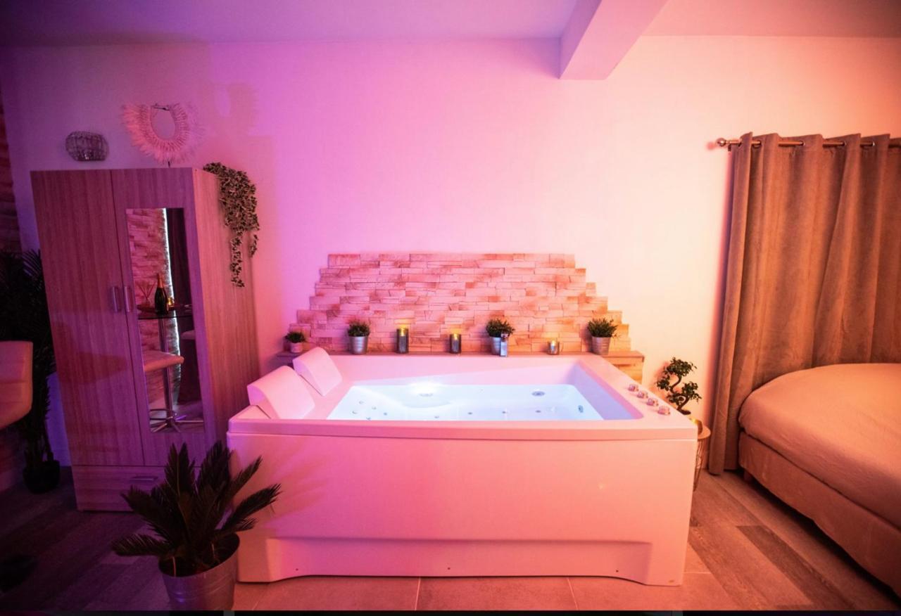 Suite And Spa La Perla Bianca Grabels Extérieur photo