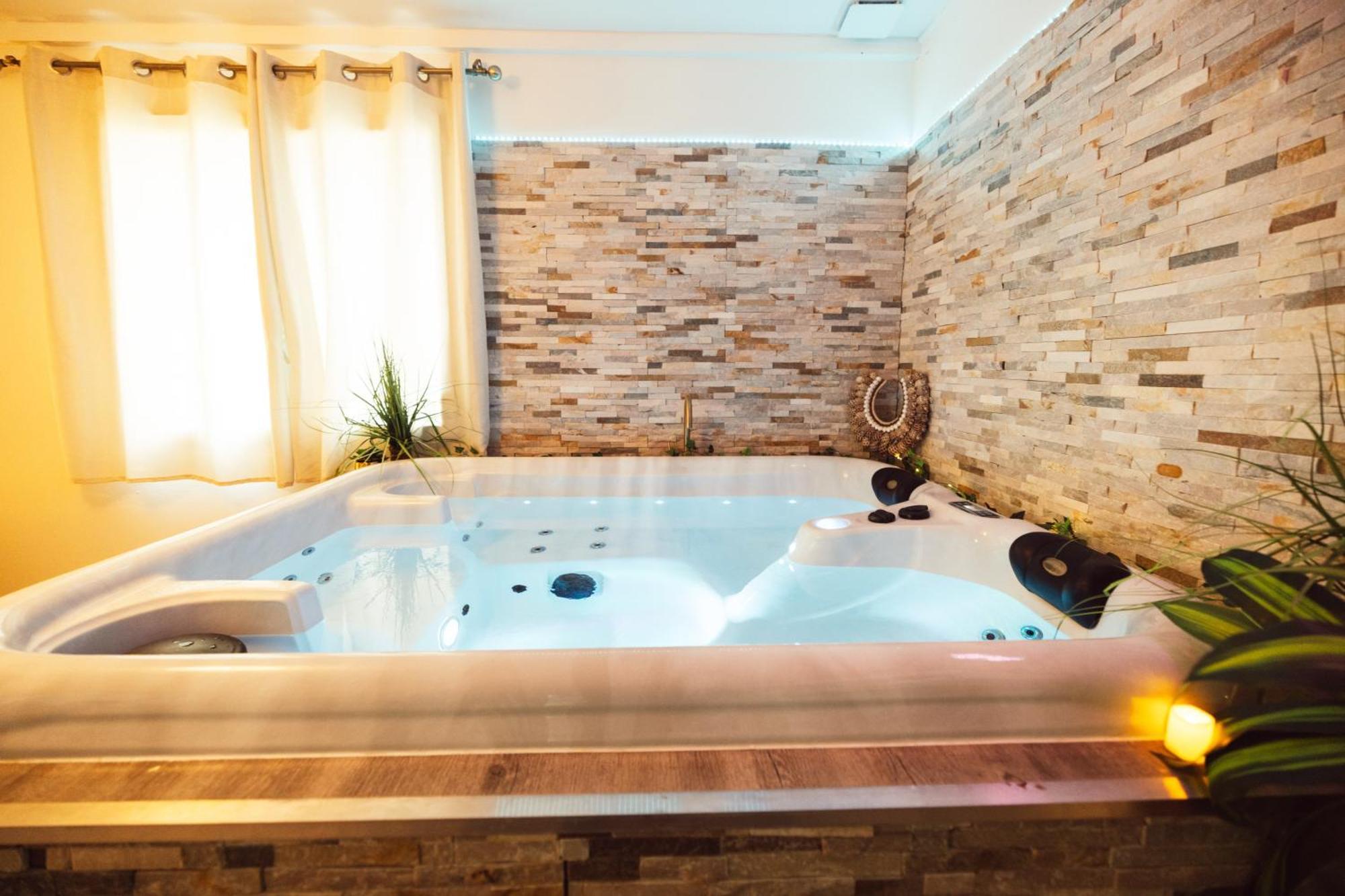 Suite And Spa La Perla Bianca Grabels Extérieur photo
