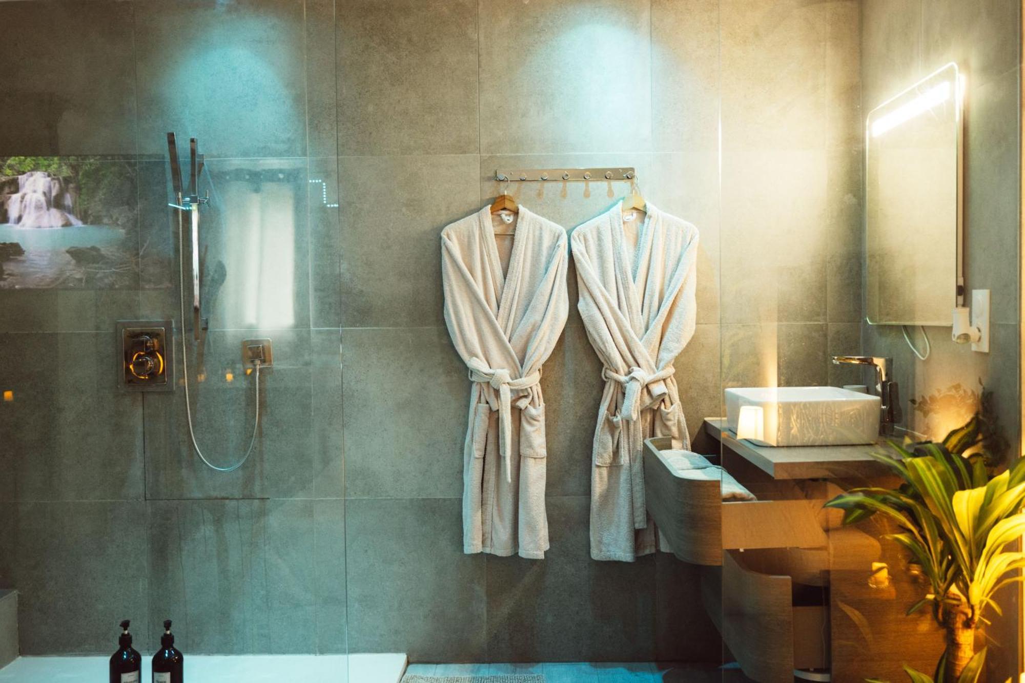 Suite And Spa La Perla Bianca Grabels Extérieur photo